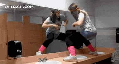 Girl peeing in suit gif foto 703