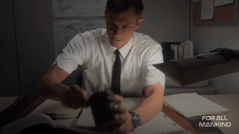 Desk Jobs Gifs Get The Best Gif On Giphy
