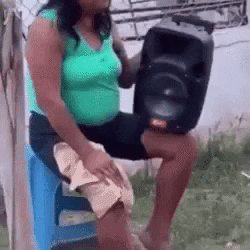 giphy.gif?cid=8fc3c8979ecfa40ae48a2df93f