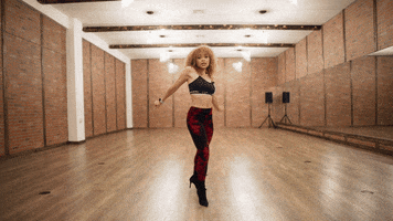 Alexis Beauregard GIF