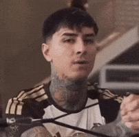 Erick Pulgar GIF