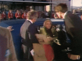 200.gif?cid=fc005b08553091774bbf244744f37f877ea69a5d5e0d7f7b&rid=200.gif&ct=g