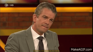 aston talkshow shakehead lanz markuslanz GIF