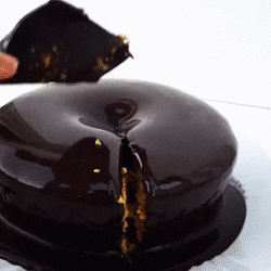 brunomonteiro-3cea bolo de cenoura GIF