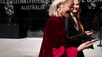fashion week australia street style GIF by Mercedes-Benz Fashion Week Australia