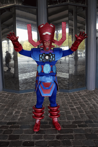 Cosplay Galactus Marvel Comics Dã©Voreur De Mondes Comic Con De Paris 2017 GIF