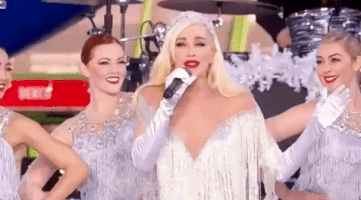 gwen stefani GIF by The 91st Annual Macy’s Thanksgiving Day Parade