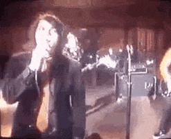 twerkaaholic my chemical romance gerard way GIF