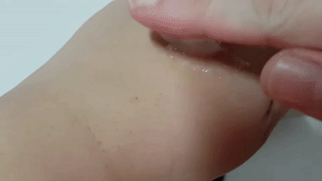 riihpuniao hair scalp the body shop fuji green tea GIF