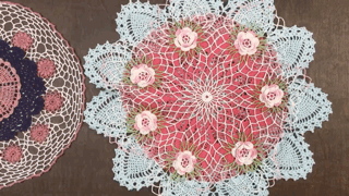 lindsayarnolddavis pretty spin gif artist crochet GIF