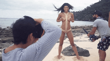 si swimsuit 2017 danielle herrington GIF by Sports Illustrated Swimsuit