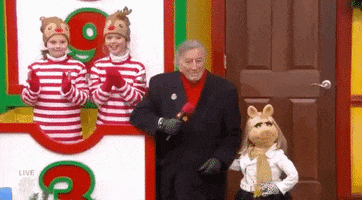 miss piggy GIF by The 90th Macy’s Thanksgiving Day Parade