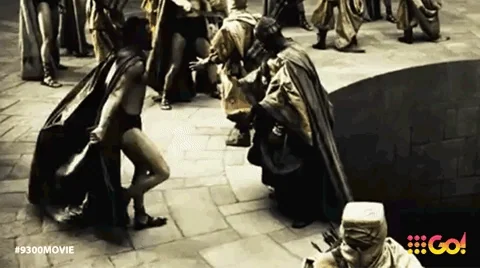 Leonidas kicking messenger
