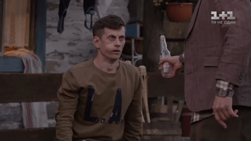 c2h2zwrvy2hrytg4qg1hawwucnu  GIF