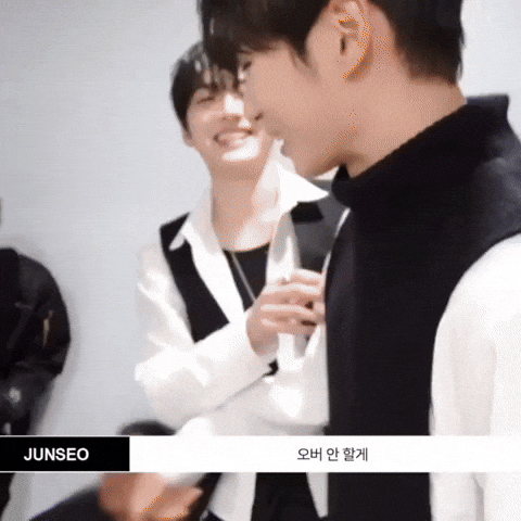 Junseo Hyung GIF