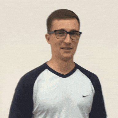 Eu estou aqui no ponto há 15 minutos tentando pegar o ônibus sendo que na