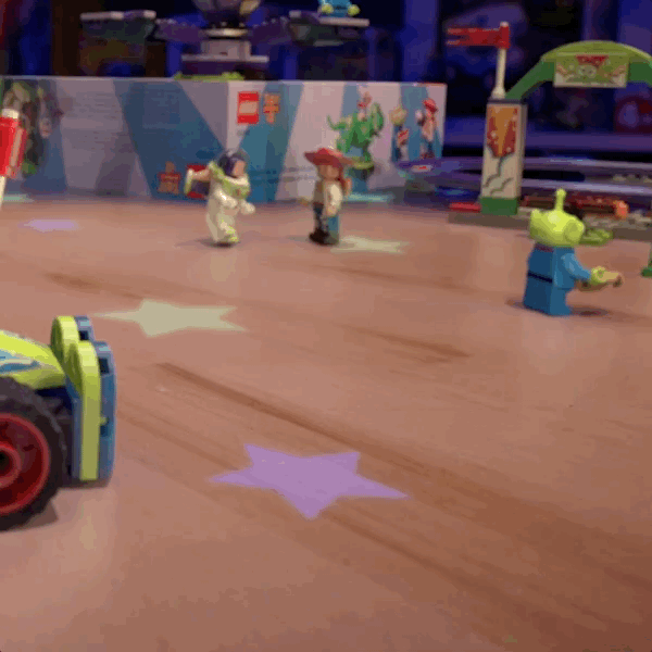 Toy Story Alien Gifs Find Share On Giphy vrogue.co