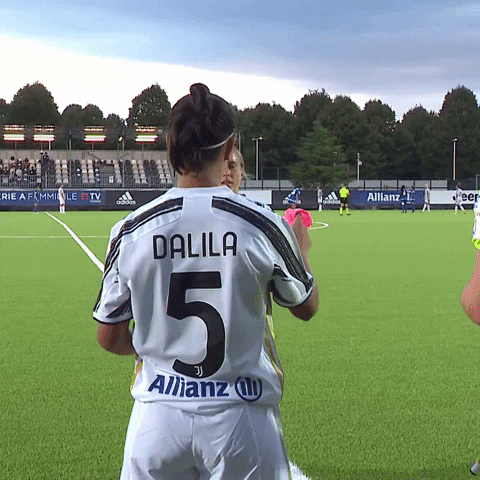 Debut Womensfootball GIF by JuventusFC