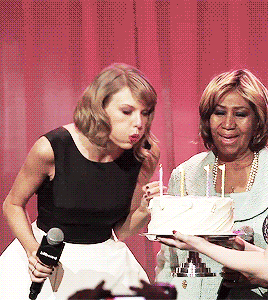 Taylor Swift Cute Gifs Get The Best Gif On Giphy