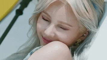 Wink Smile GIF by (G)I-DLE