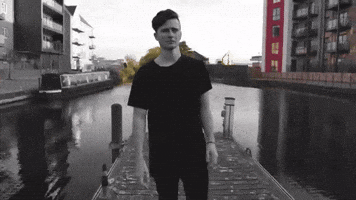 hunta10  GIF