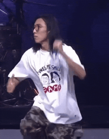 Fama GIF