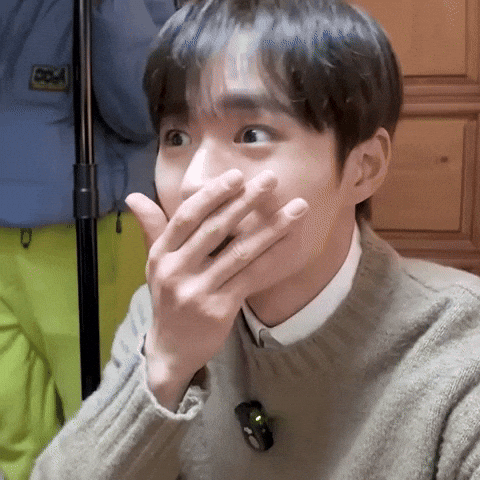 Junseo GIF