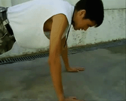 Lili GIF