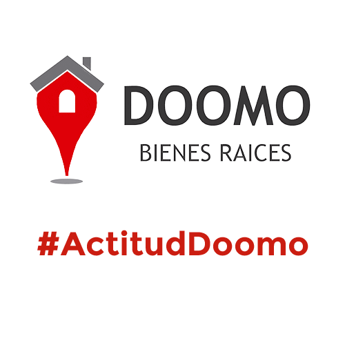 Doomo Bienes Raices Sticker