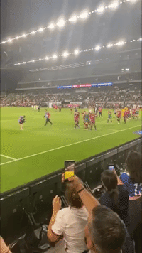 American Soccer Star Makes Young Fan's Day With a Wave