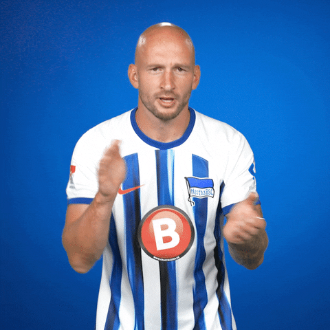 Toni Leistner Applause GIF by Hertha BSC