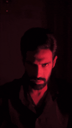 شر GIF