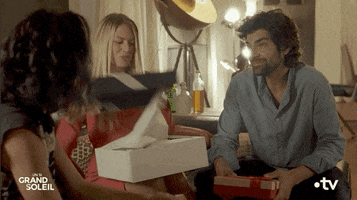 Christmas Gift GIF by Un si grand soleil