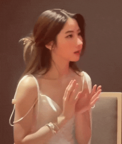 Yoko GIF