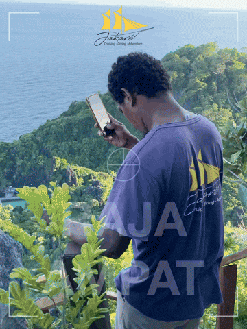 Raja Ampat Indonesia GIF by Jakare Liveaboard