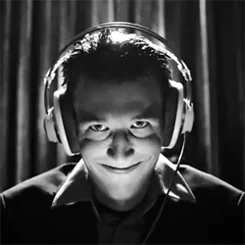 https://media1.giphy.com/media/sveMqD0e5dVio/giphy.webp?cid=ecf05e47yi60sqej7vzg3y9f112czu4unflgnjuko0zrqfbl&amp;rid=giphy.webp&amp;ct=g