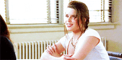 Neve Campbell Hunt GIFs - Get the best GIF on GIPHY