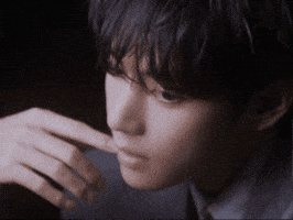 Kim Taehyung Netflix GIF