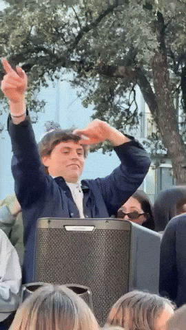 Buenretirotuffness GIF