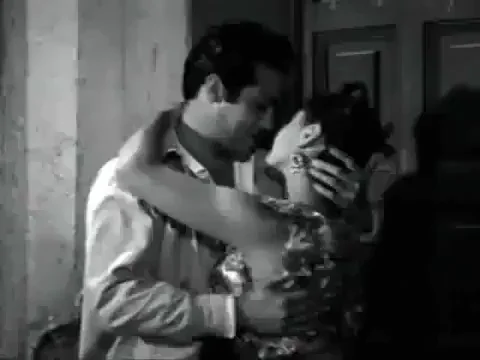 Cine Mexicano Kiss GIF