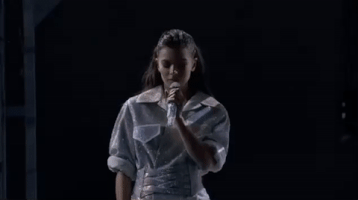 hailee steinfeld GIF by AMAs