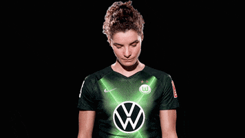 Dominique Bloodworth Football GIF by VfL Wolfsburg