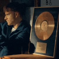 Fan Revenge GIF by NETFLIX
