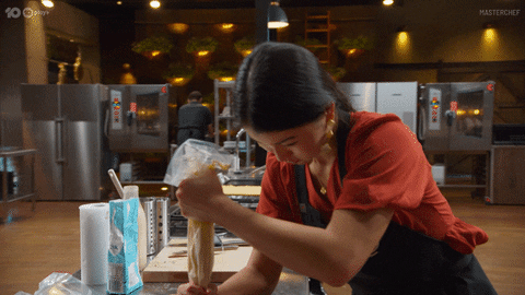 Alice Piping GIF by MasterChefAU