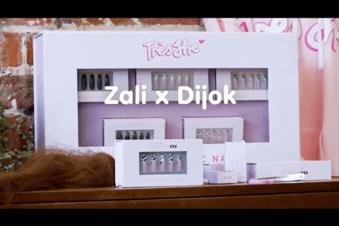 Instant Acrylics GIF by Trés She
