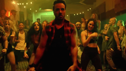 luis fonsi GIF