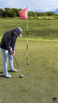 Golfer Expertly Uses Slope to Nail Trick Shot
