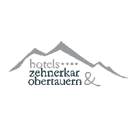 hotelzehnerkarobertauern salzburgerland obertauern familienhotel familienbetrieb Sticker