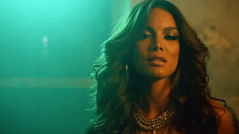 luis fonsi GIF