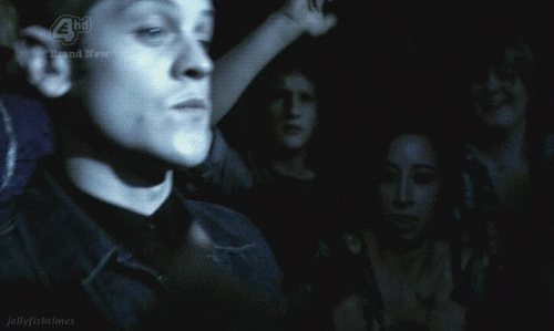 iwan rheon misfits GIF